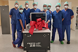 ARTEMIS Laserklinik Frankfurt Team mit FEMTO LDV Z8